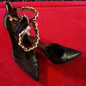 EUC black heels